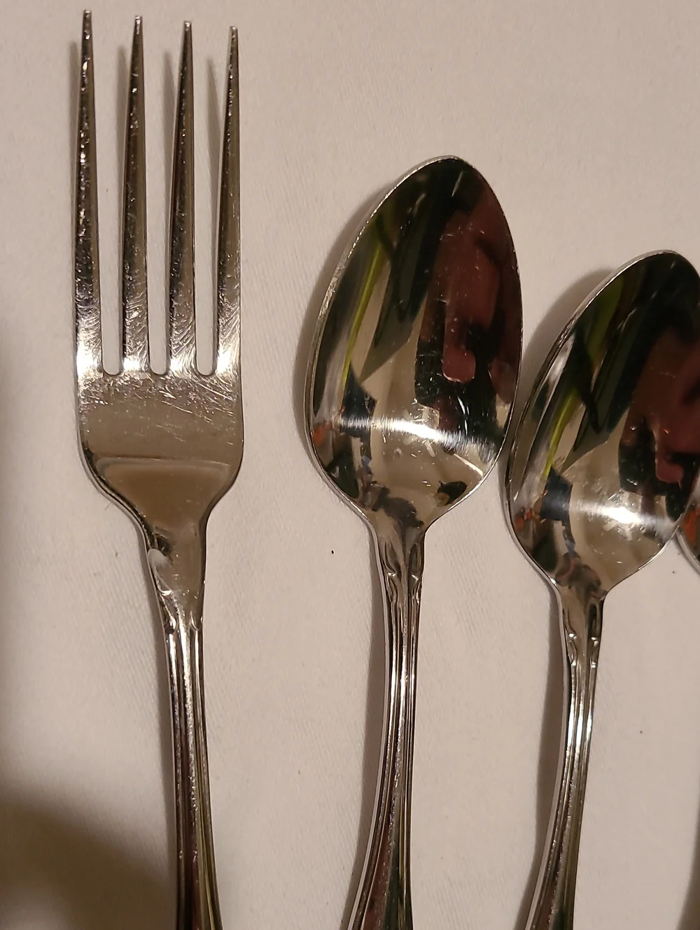 1881 Rogers Stainless Oneida Arbor Rose Floral, 6 Pieces Silver Flatware